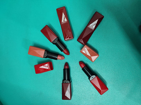 Lareen Waterproof Lipstick